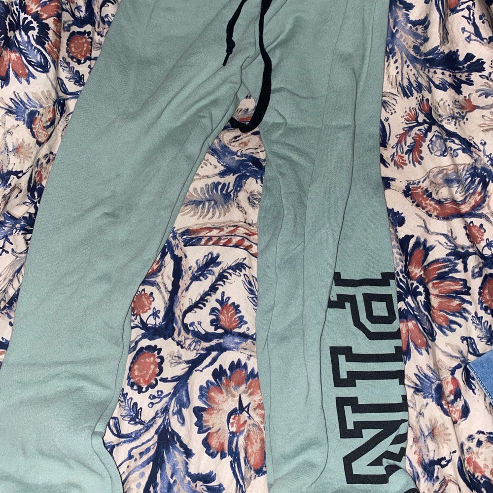 victoria secret pink sweatpants